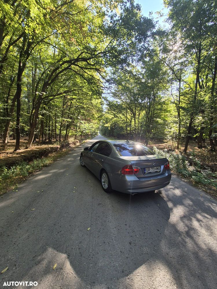 BMW Seria 3 - 10