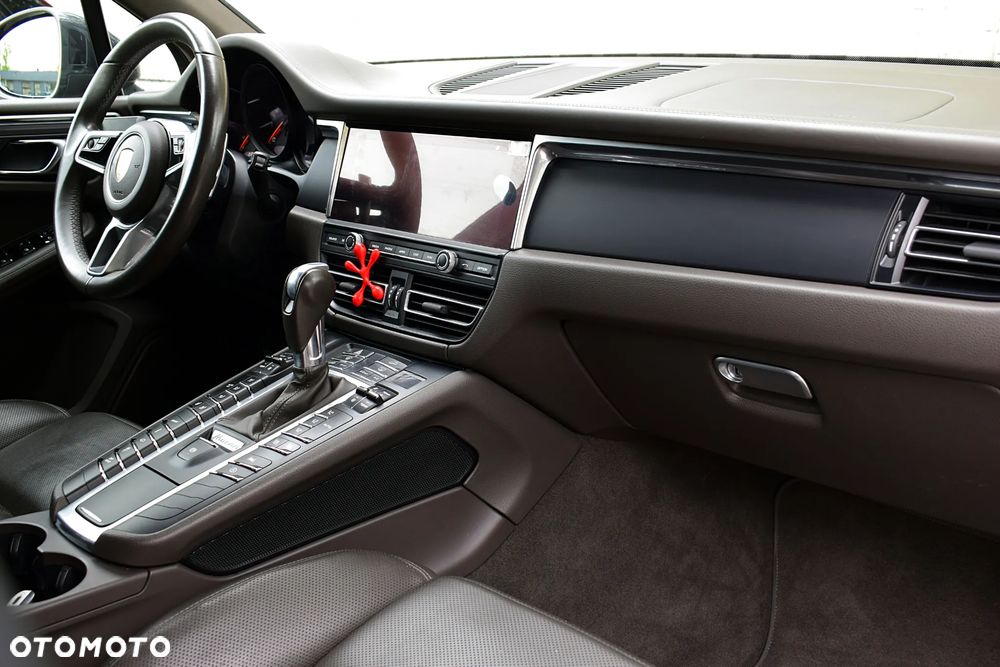Porsche Macan - 9