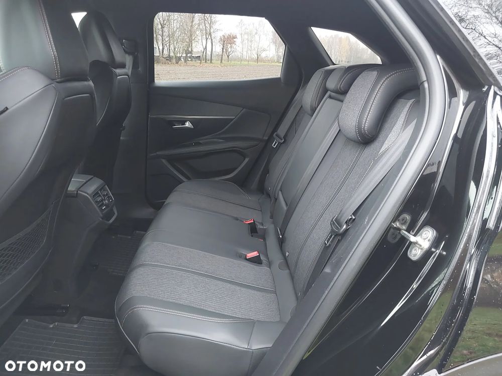 Peugeot 3008 - 19