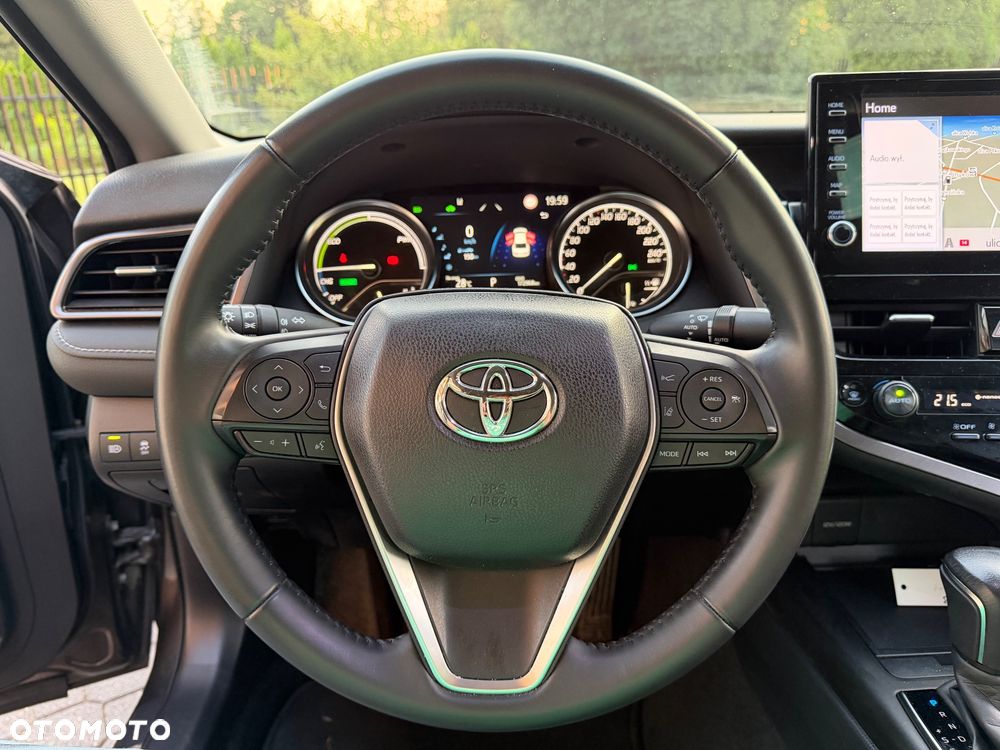 Toyota Camry - 15