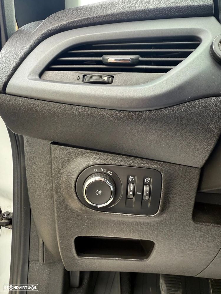 Opel Corsa 1.3 CDTi Dynamic - 6