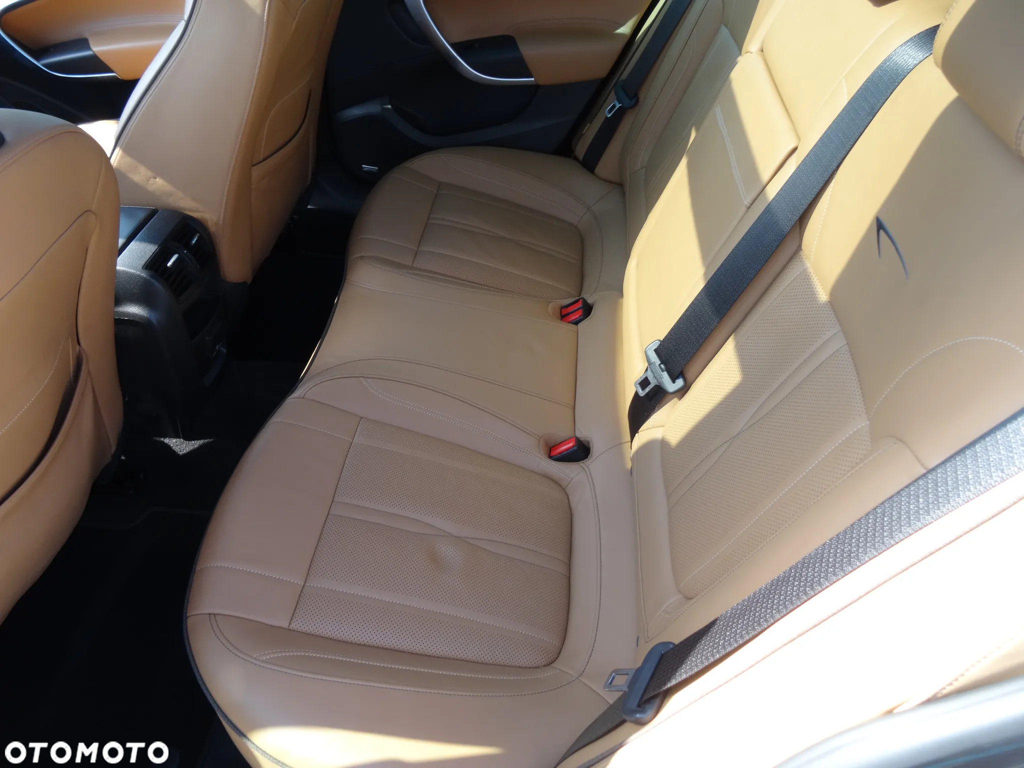 Opel Insignia 2.0 BiTurbo CDTI 4x4 Business Innovation - 17
