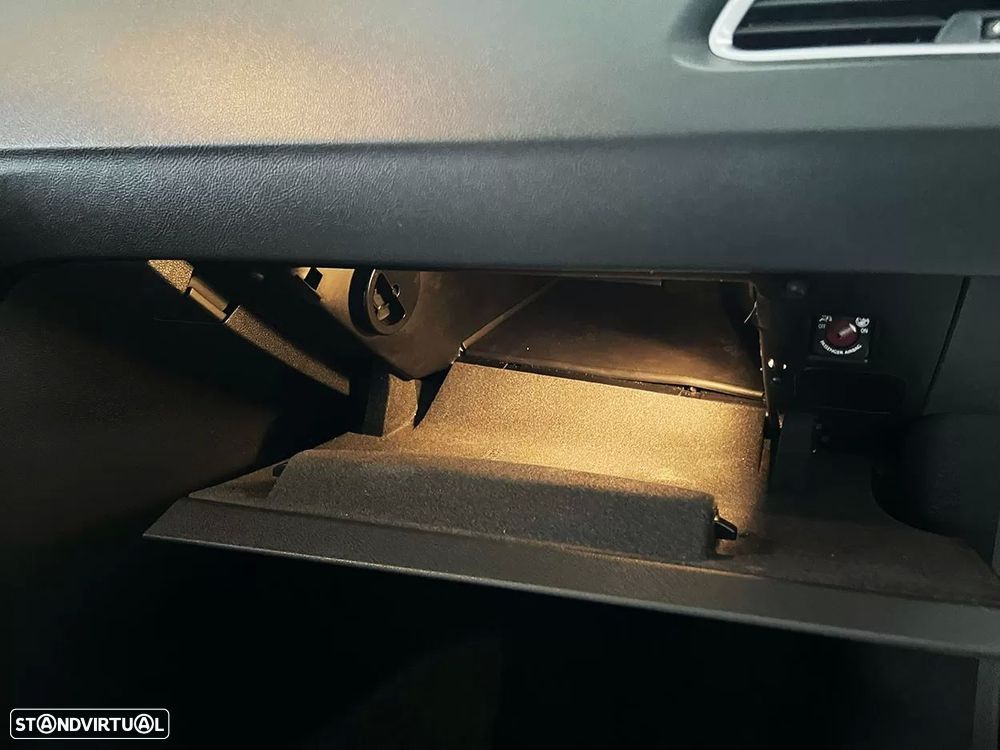 Peugeot 508 SW 1.6 e-HDi Business Line 2-Ttronic - 17