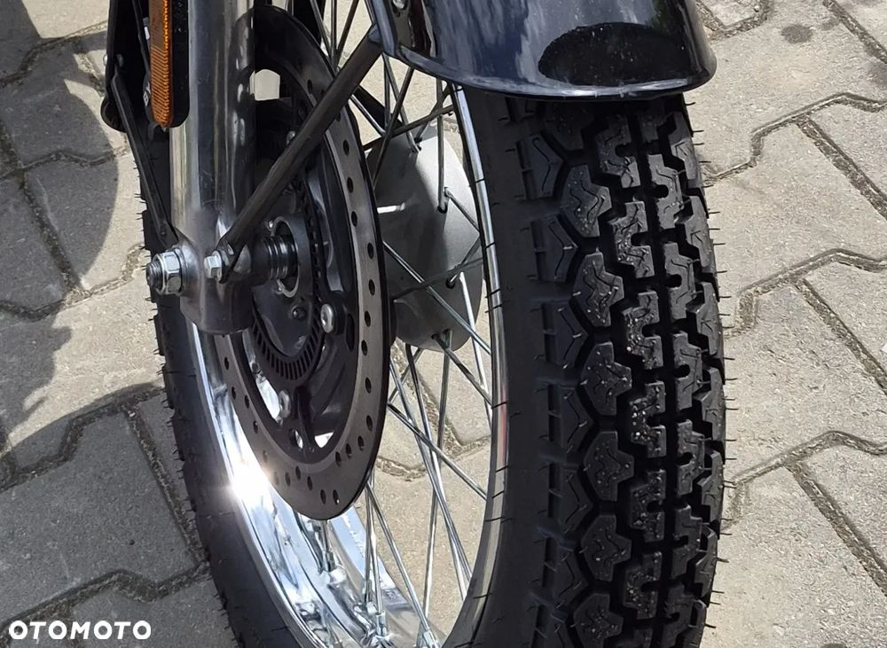 Royal Enfield Bullet 350 - 7