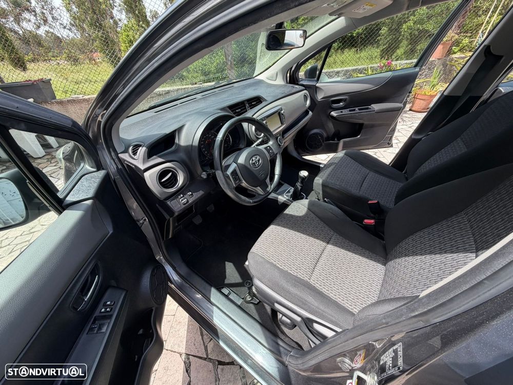 Toyota Yaris 1.0 VVT-i ACtive+AC - 14
