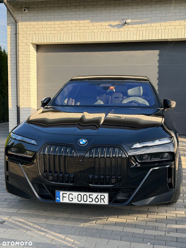 BMW Seria 7 - 33