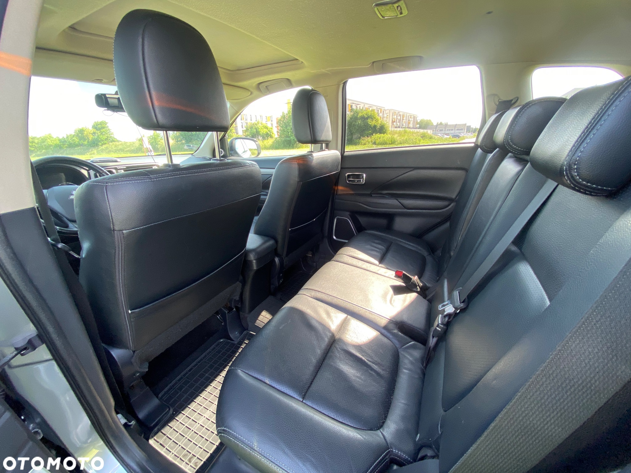 Mitsubishi Outlander 2.2 DID Instyle Navi - 9