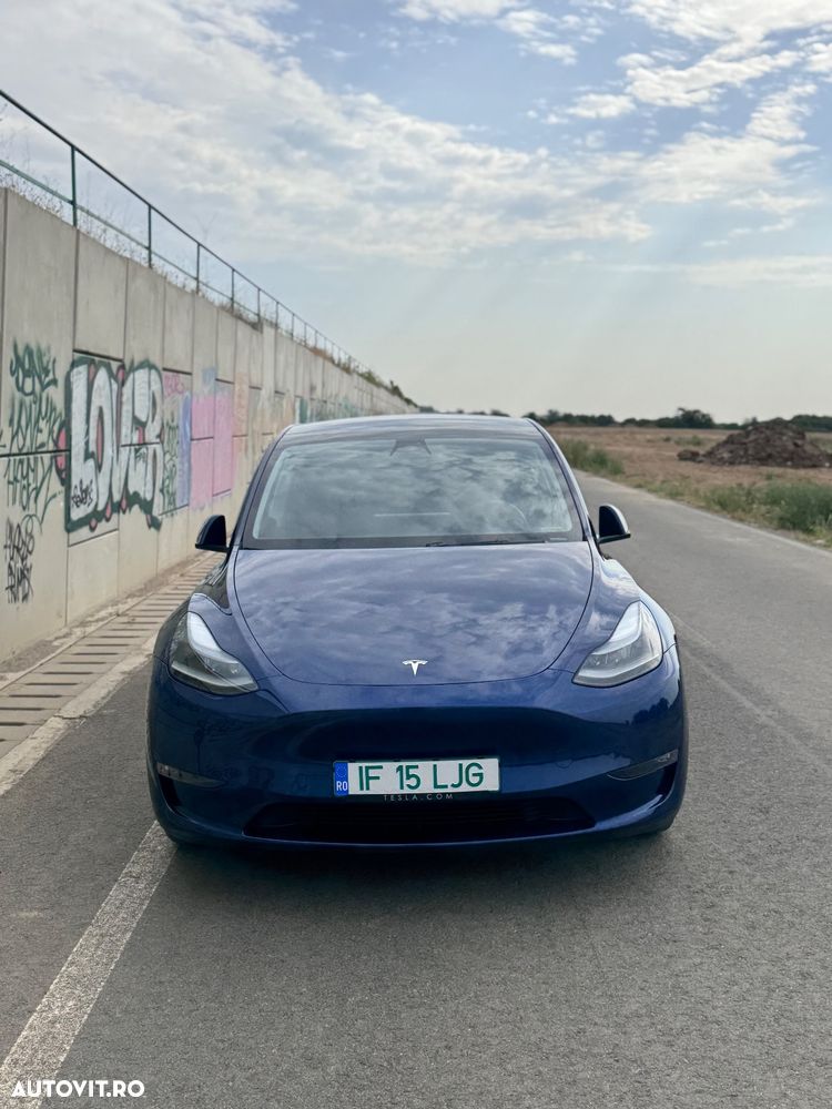 Tesla Model Y - 19