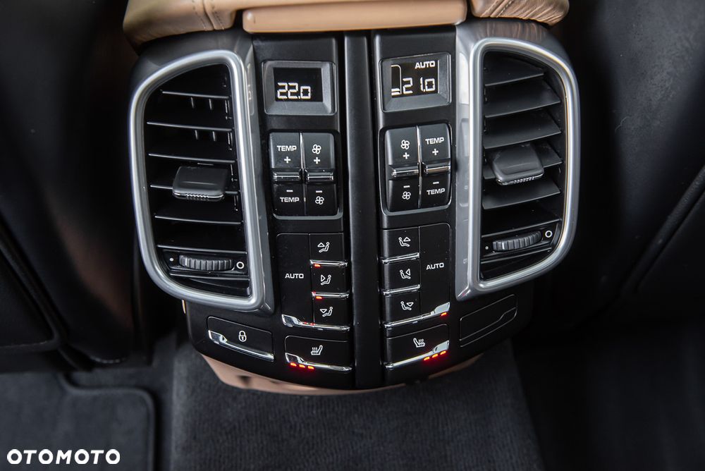 Porsche Cayenne S Tiptronic S - 30