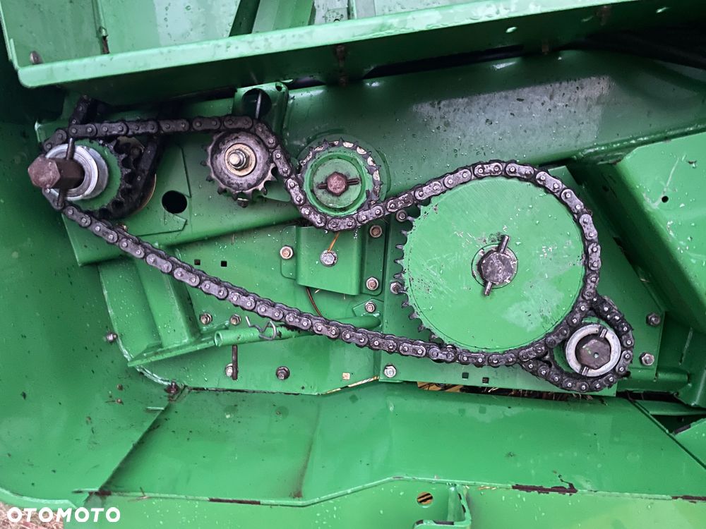 John Deere 592 - 11