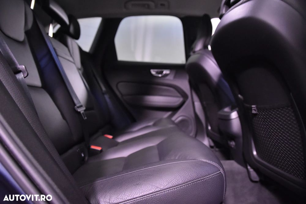 Volvo XC 60 - 12