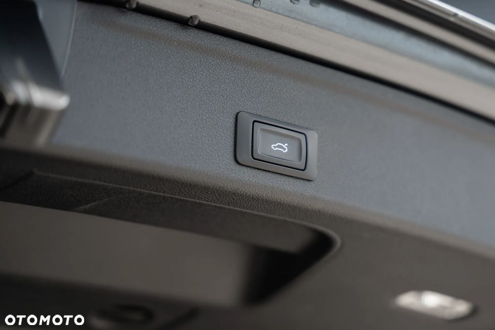 Audi A4 Avant - 31
