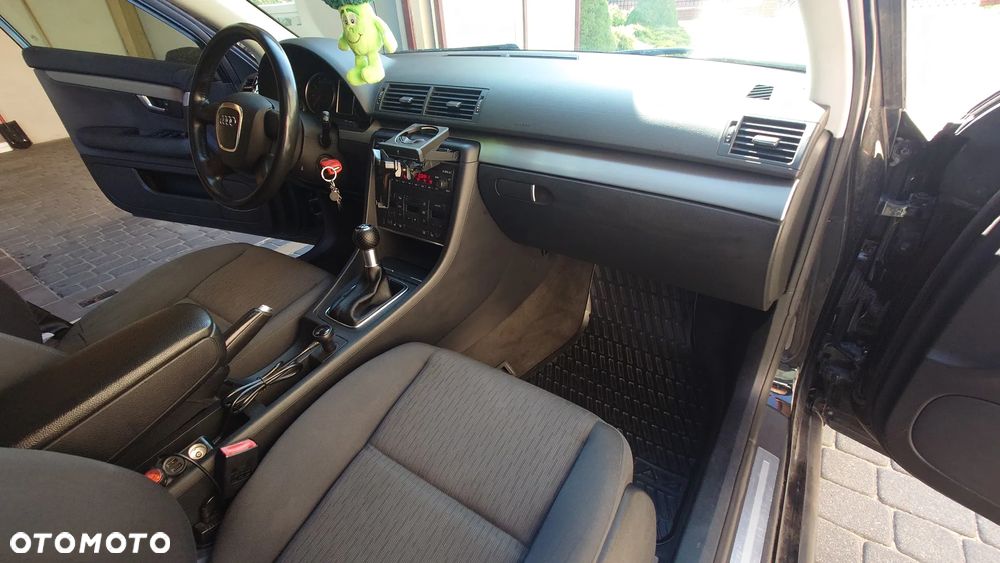 Audi A4 Avant 1.8T - 7