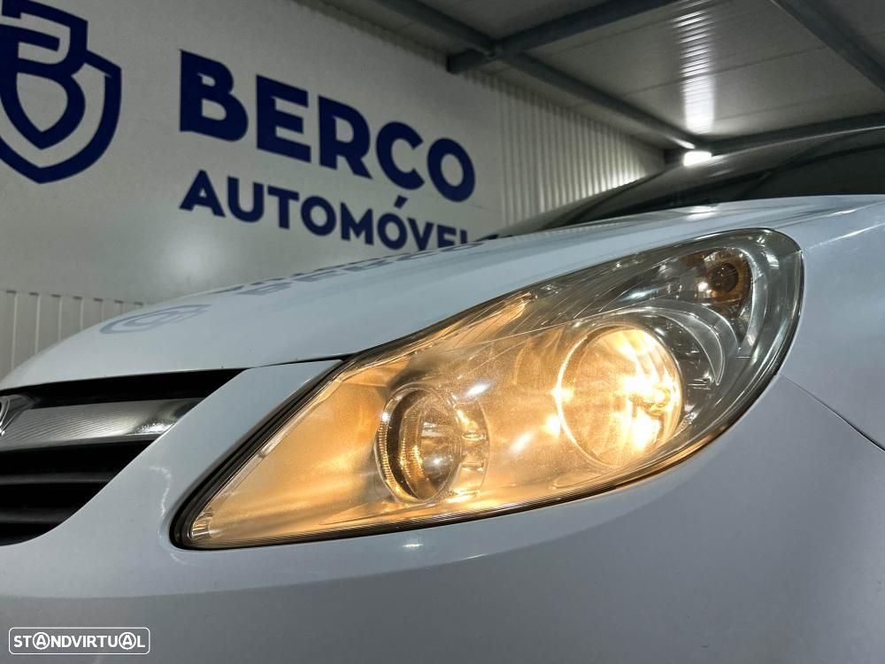 Opel Corsa Van 1.3CDTi 75cv - 12