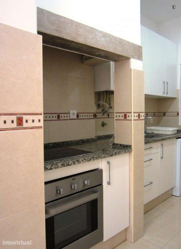Quarto - localizado em Alcântara Lisbon - Grande imagem: 5/14