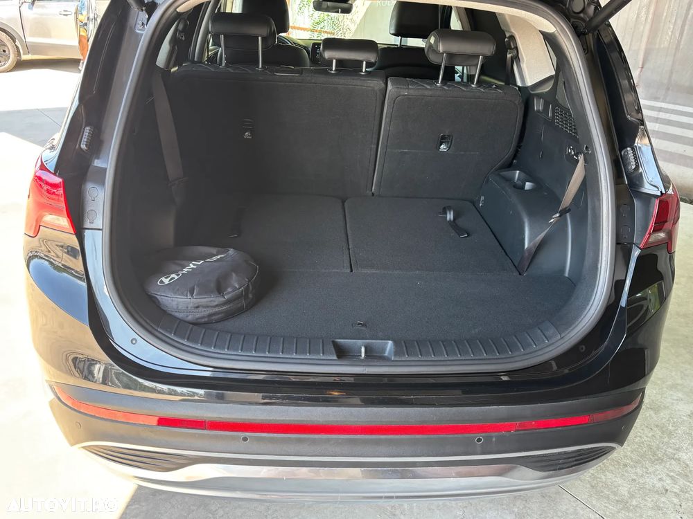 Hyundai Santa Fe 1.6 Plugin-Hybrid 4WD SEVEN Prime - 11
