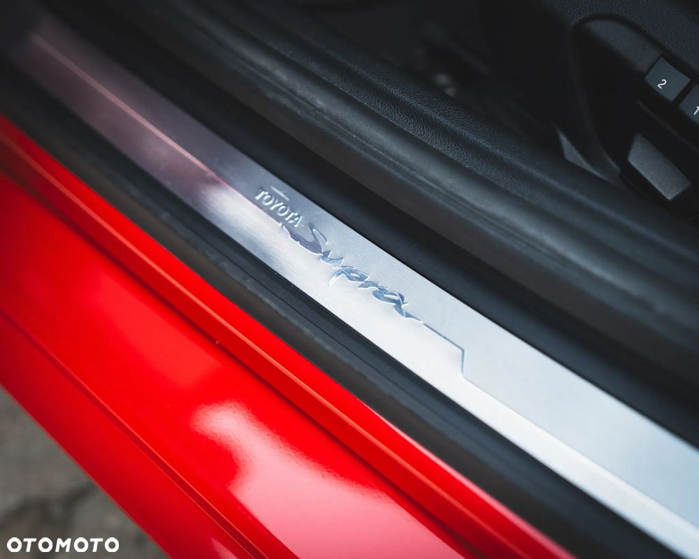 Toyota Supra - 13