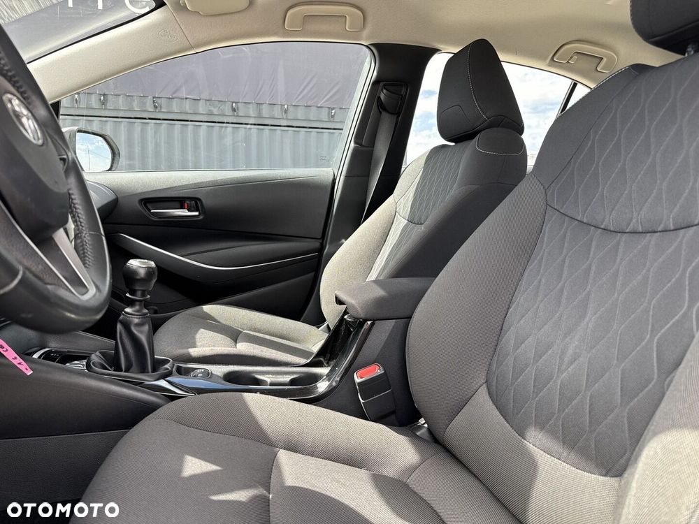 Toyota Corolla - 14
