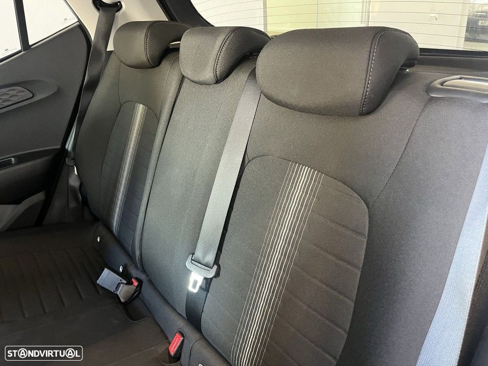 Hyundai i10 1.0 Comfort AMT - 17