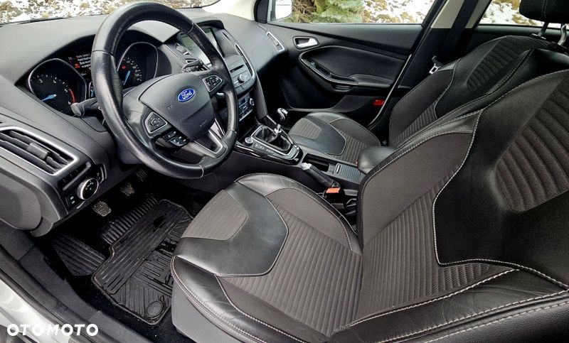Ford Focus 2.0 TDCi Titanium ASS - 16