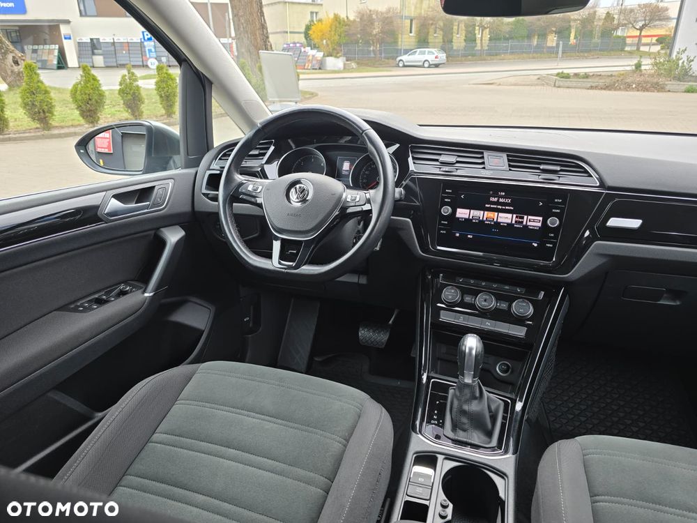 Volkswagen Touran 2.0 TDI SCR DSG Highline - 8