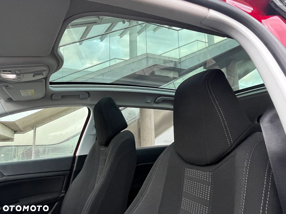 Peugeot 308 - 8