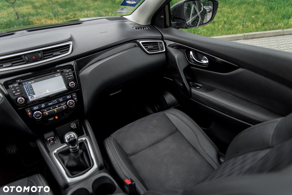 Nissan Qashqai 1.6 DIG-T Tekna - 36