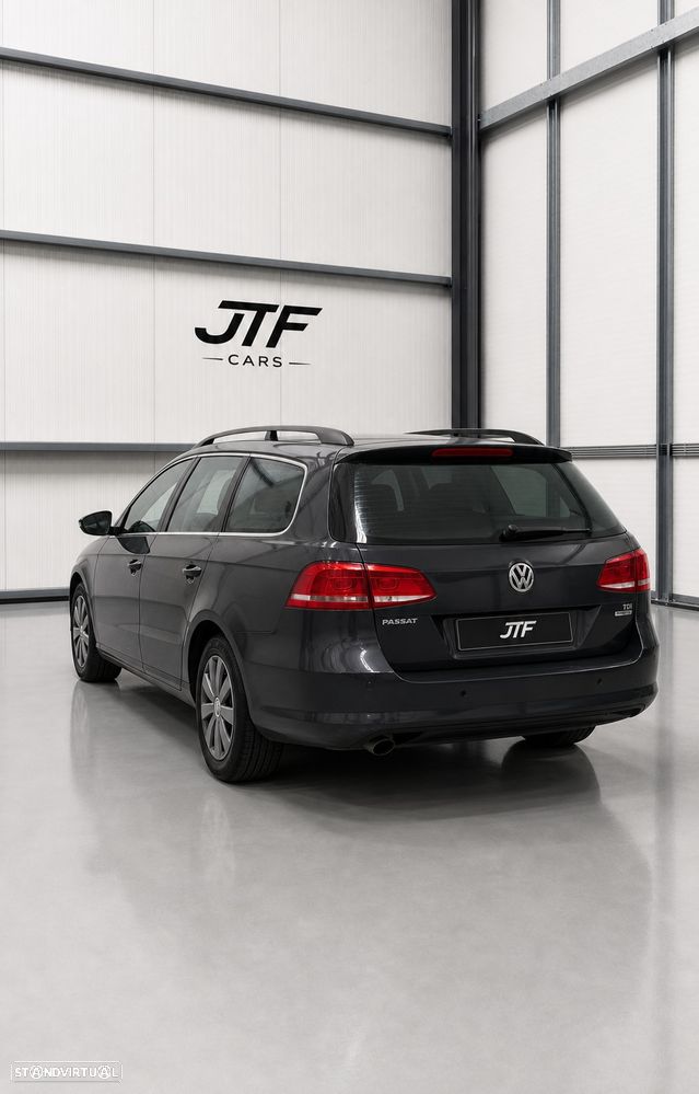 VW Passat Variant 1.6 TDI BlueMotion - 14