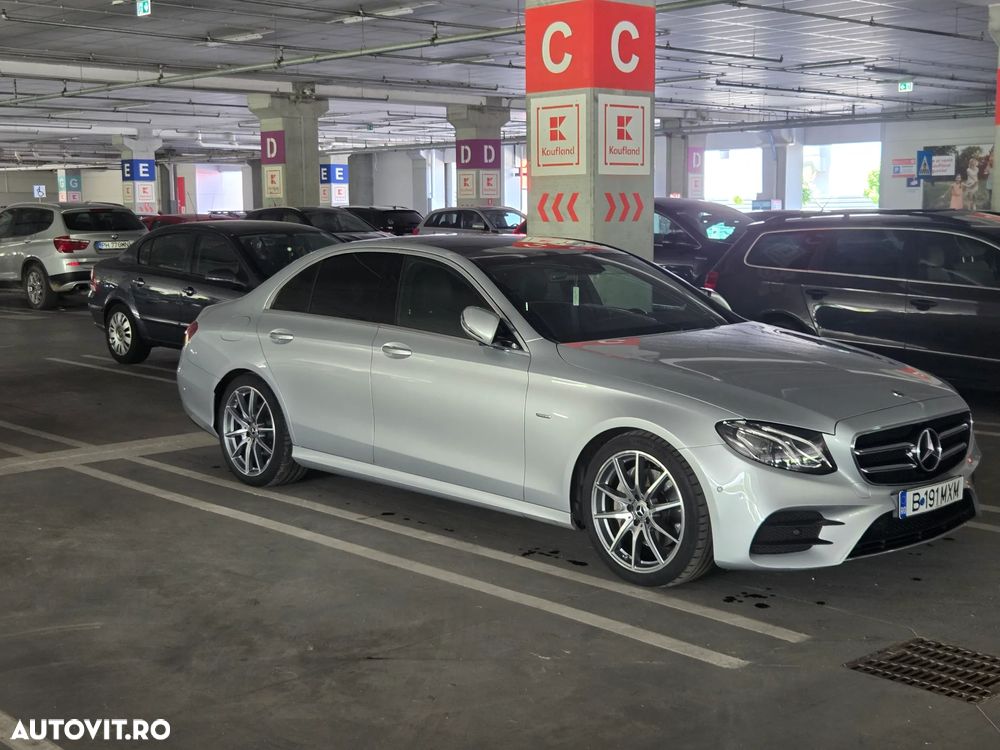 Mercedes-Benz E 220 d Aut. - 11