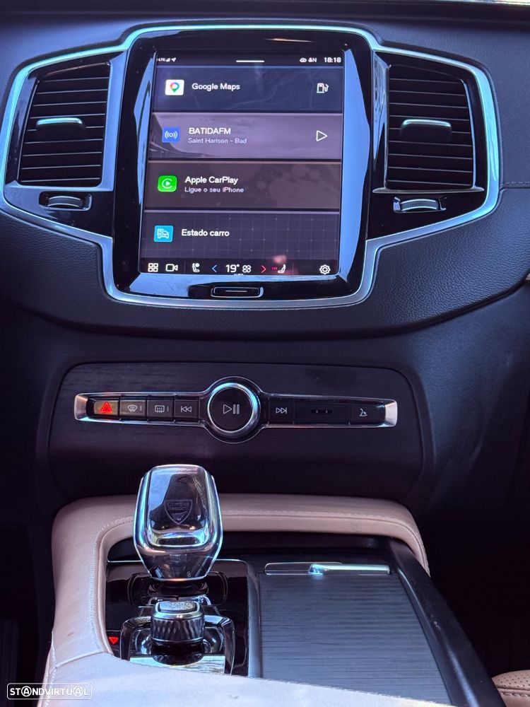 Volvo XC 90 D5 AWD Geartronic RDesign - 28