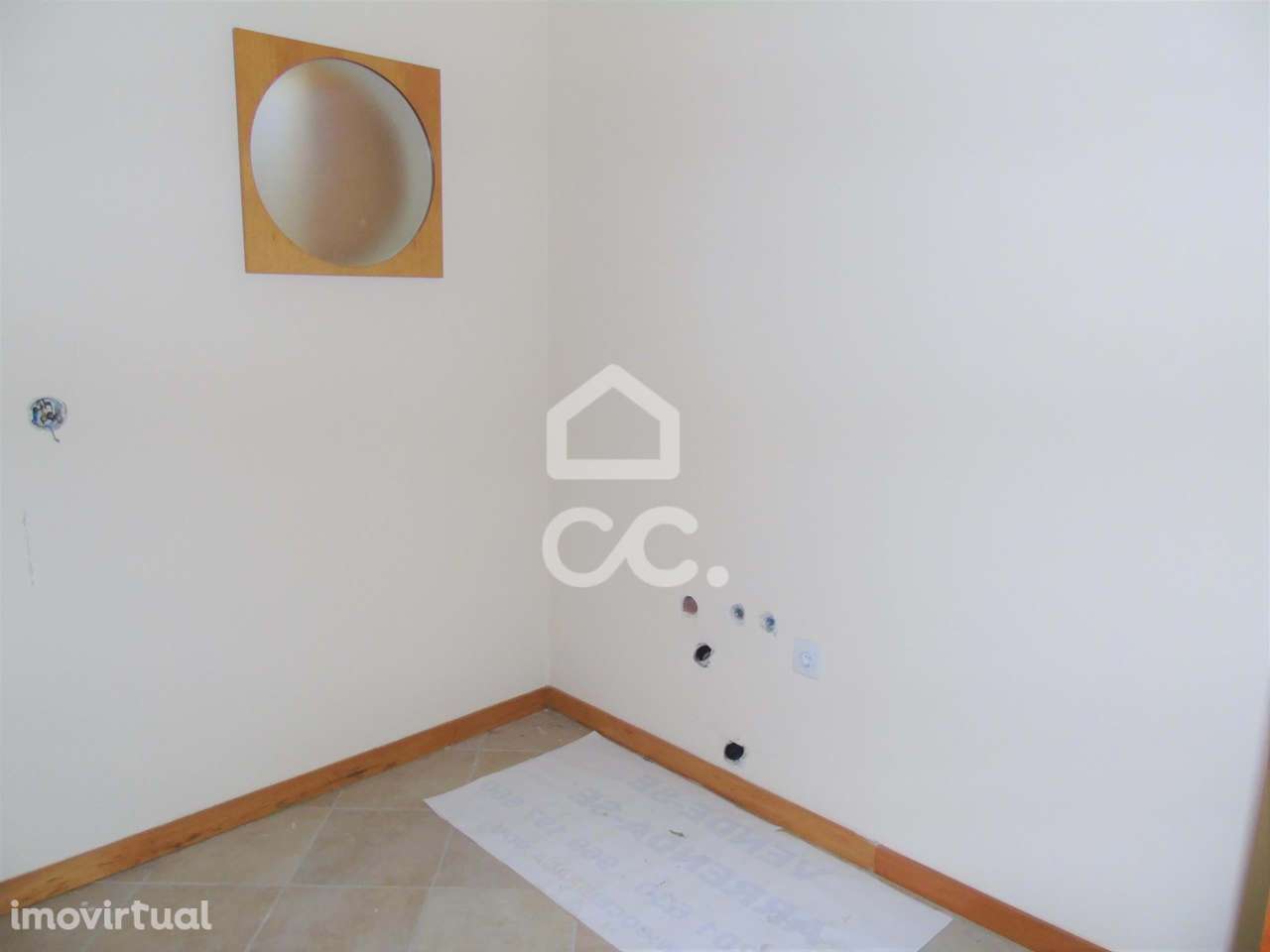 Loja em centro comercial - Arrenda-se Loja de 70m2 - Grande imagem: 4/7