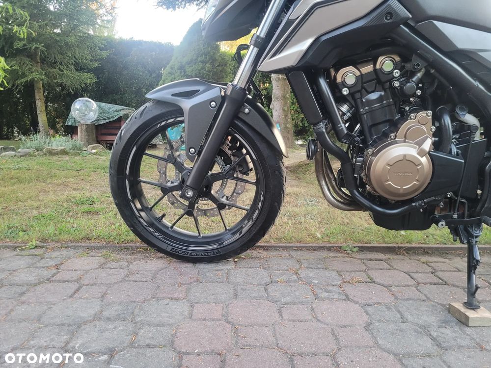 Honda CB - 23