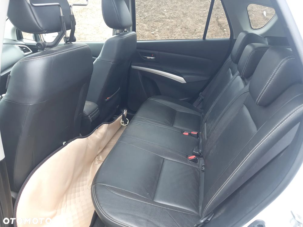 Suzuki SX4 S-Cross 1.6 Comfort - 18