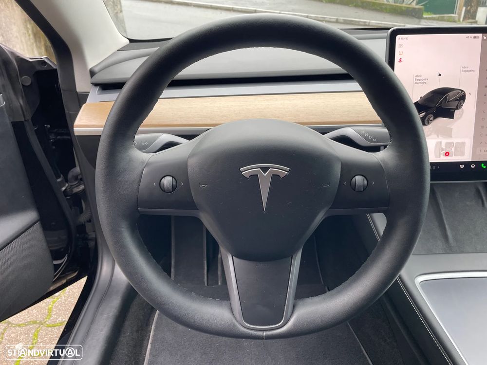 Tesla Model 3 Long Range Tração Traseira - 27