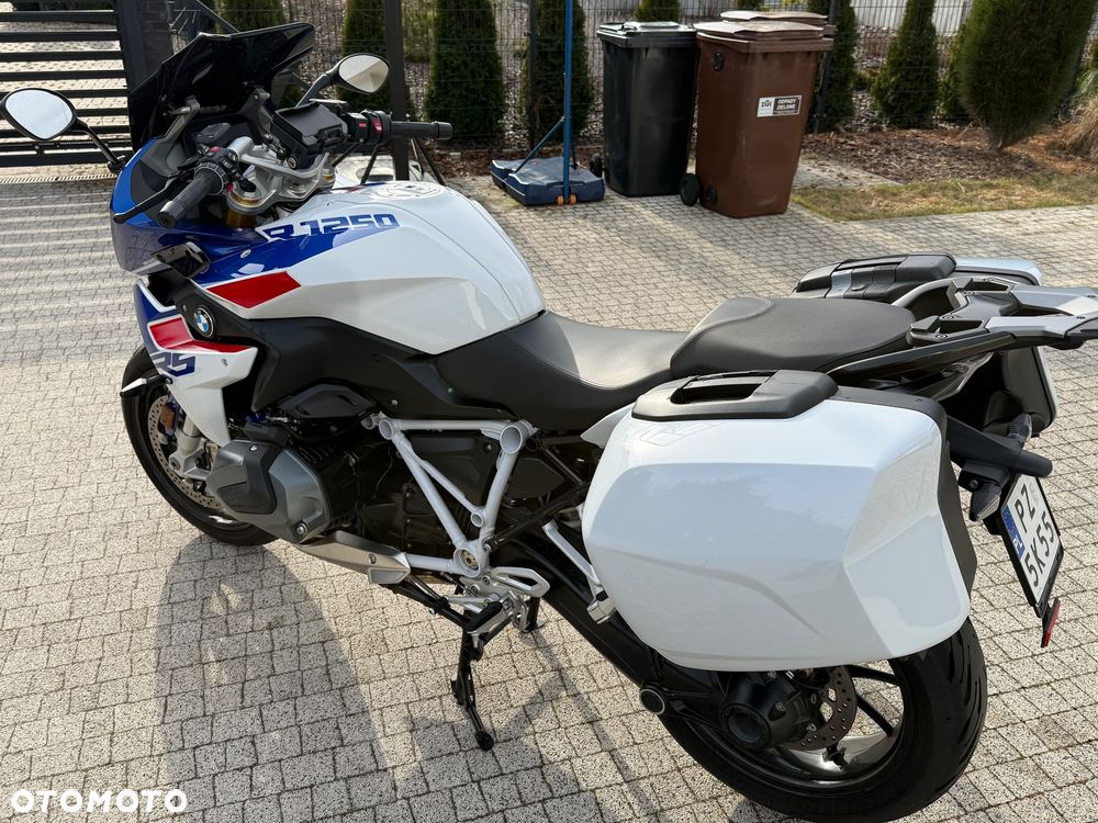 BMW RS - 2