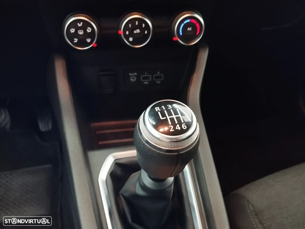 Renault Clio 1.5 Blue dCi Intens - 29