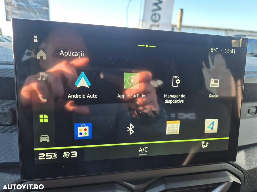 Dacia Duster HEV 140 Journey - 10