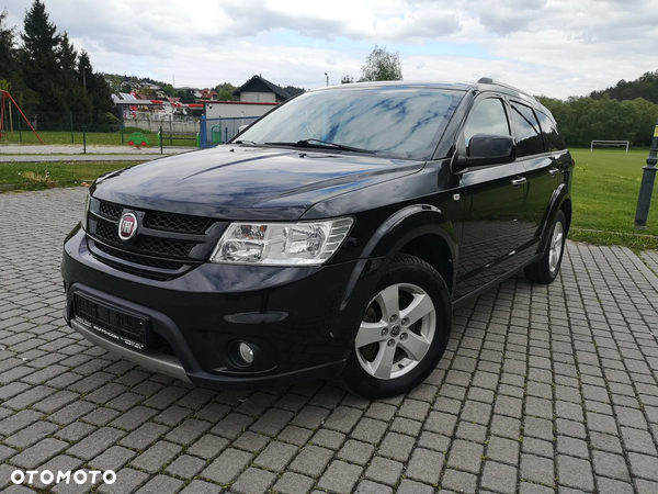 Fiat Freemont 2.0 Multijet 16V DPF Automatik Allrad Black Code