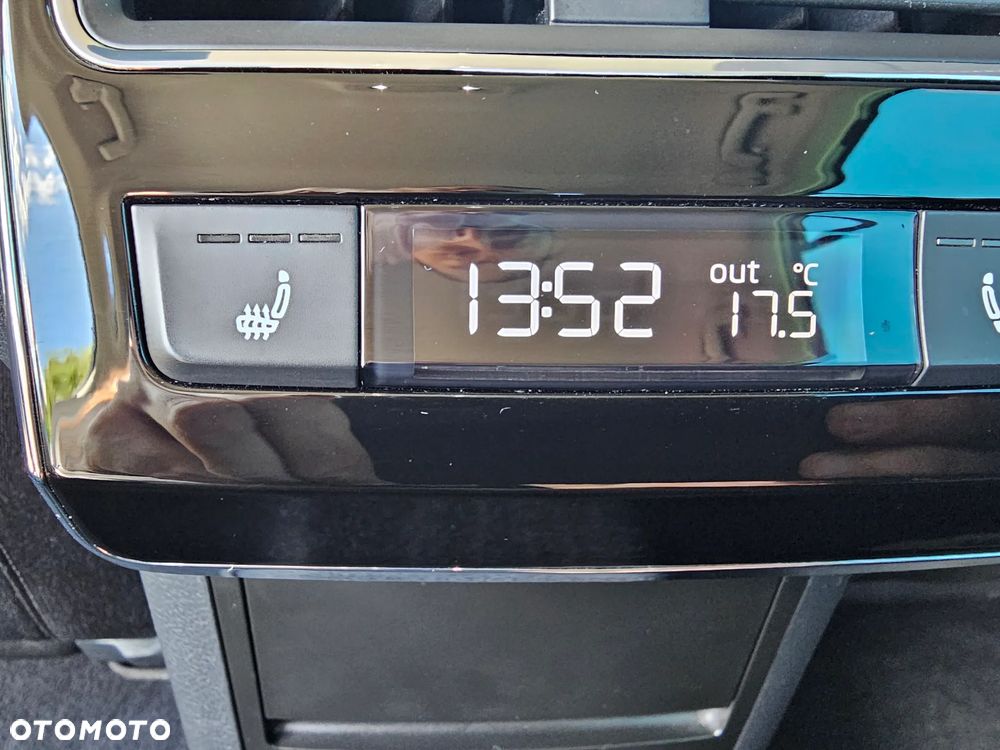 Skoda Superb 2.0 TSI DSG Ambition - 34