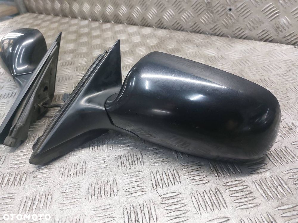 LUSTERKO LEWE + PRAWE ELEKTRYCZNE AUDI A3 8L LIFT 5 PIN LZ9W EU - 2