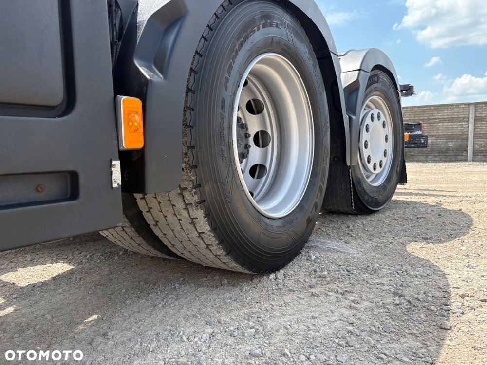 Volvo FH 500 6x2 BDF / 456 tyś km / rama do zabudowy - 16