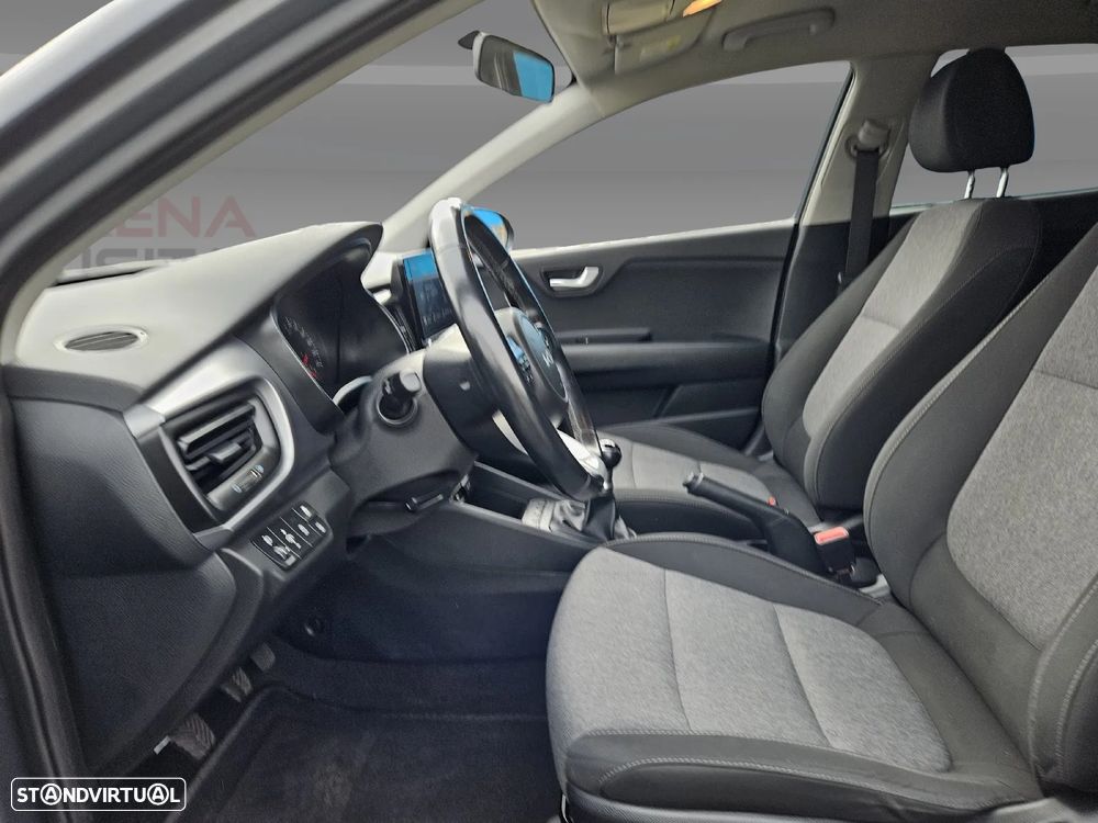 Kia Stonic 1.0 T-GDI EX - 24