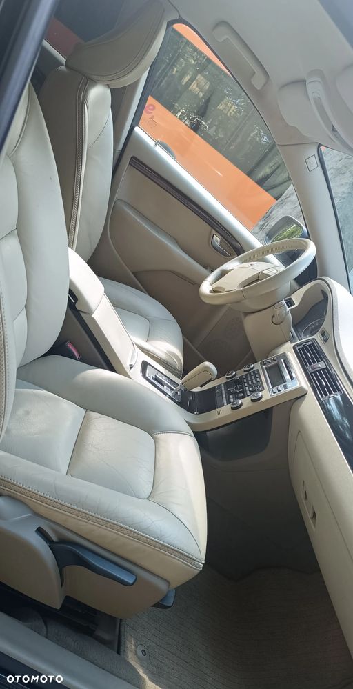 Volvo XC 70 - 11