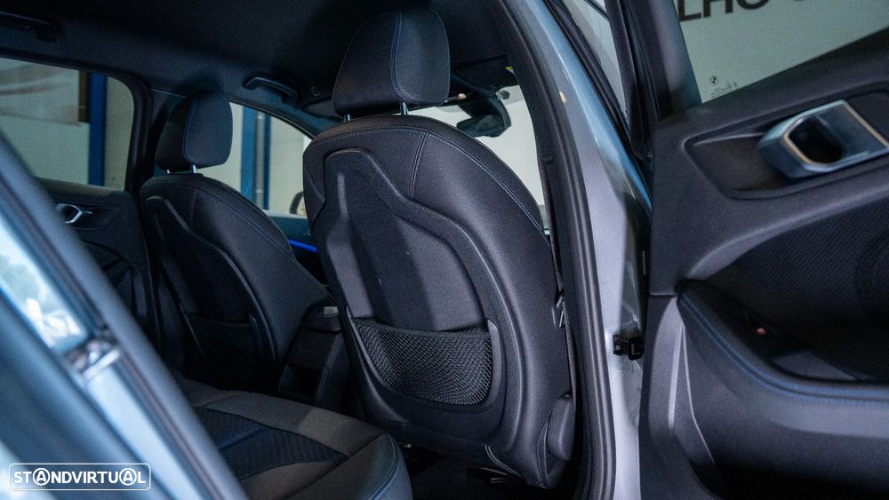 BMW 116 d Pack Desportivo M Auto - 19
