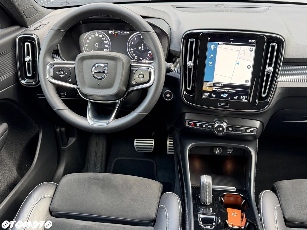 Volvo XC 40 T3 Geartronic RDesign - 40