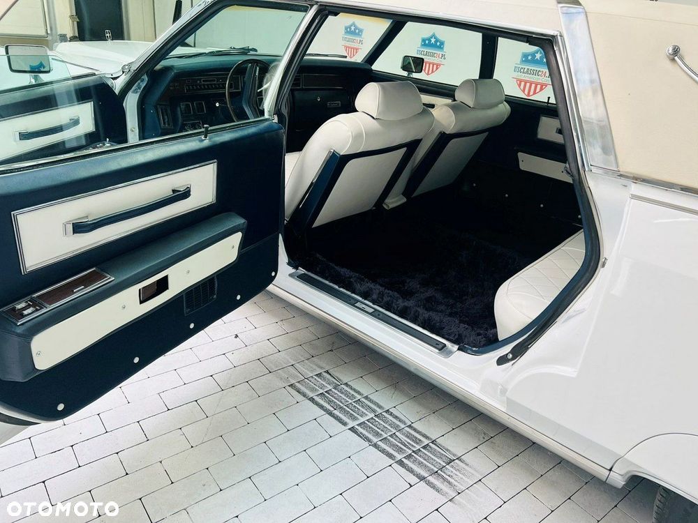 Lincoln Continental - 36