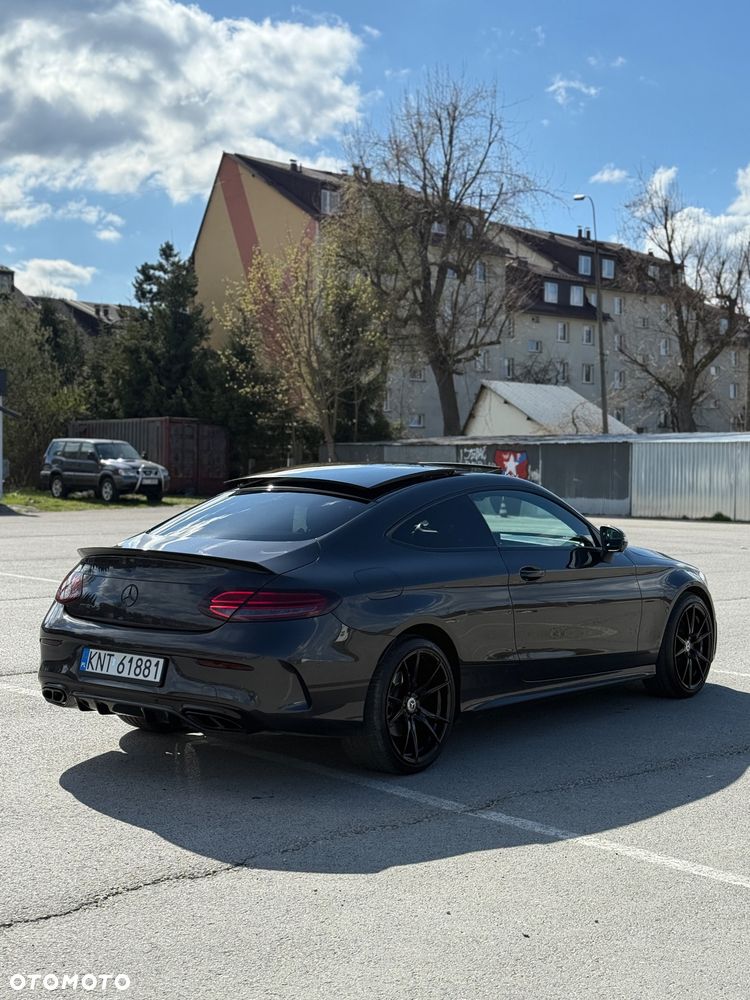 Mercedes-Benz Klasa C 400 4Matic 9G-TRONIC AMG Line - 4