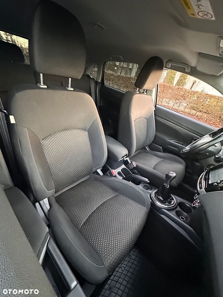 Mitsubishi ASX 1.6 2WD Plus - 29