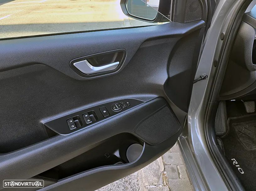 Kia Rio 1.0 T-GDi Drive - 11