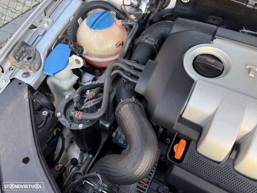 VW Passat Variant 2.0 TDI 4M Highline IM - 35